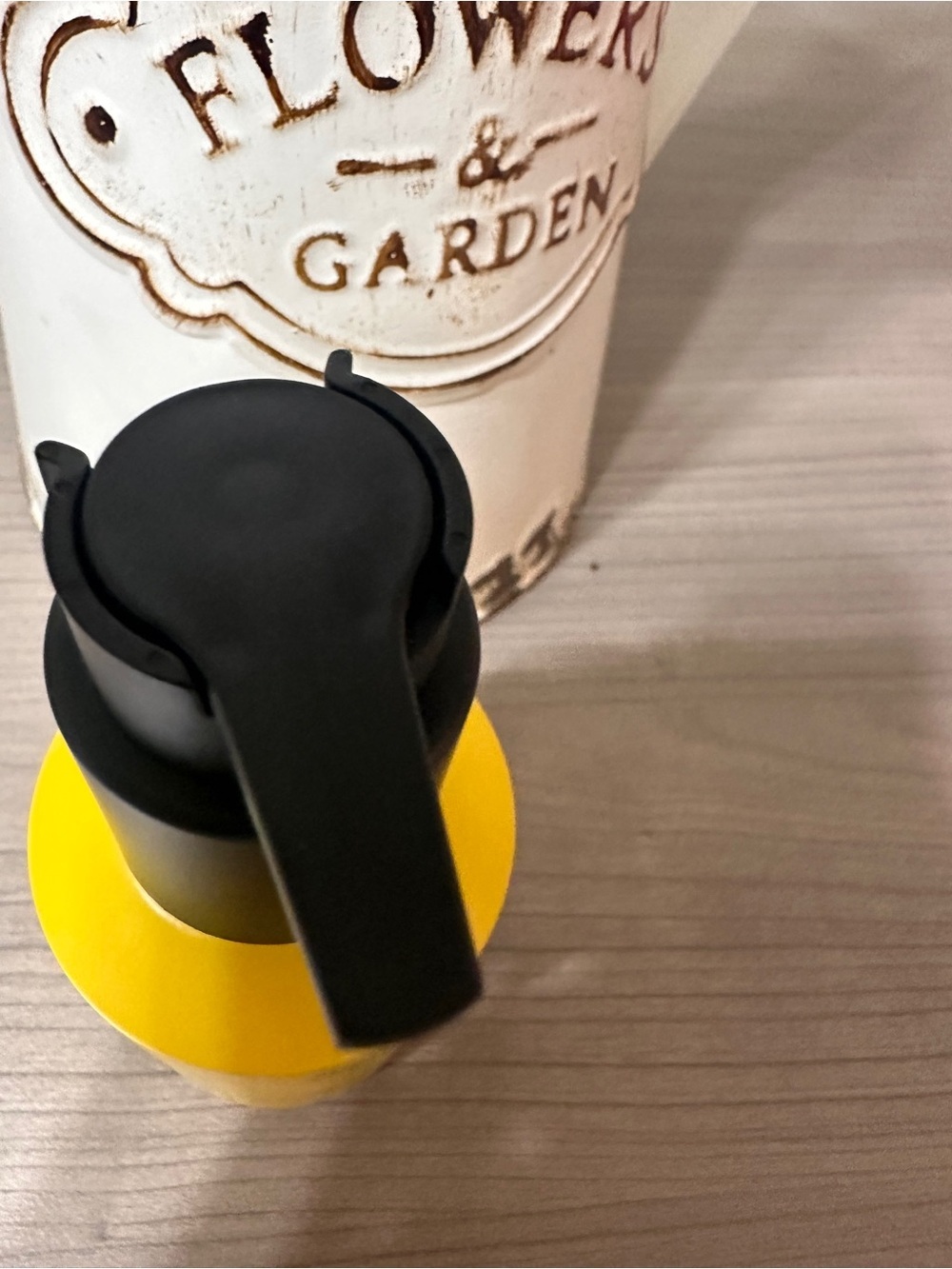 Here Beautiful Sleeping Repair Night Cream – Yellow - Picture 3 of 3